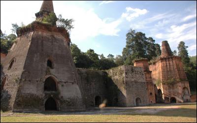 Fornos de Cal -  Patrimônio Histórico-Julho de 2012