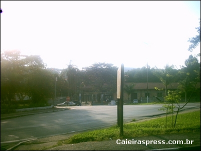 Av. Professor Carvalho Pinto - Praça da emancipação